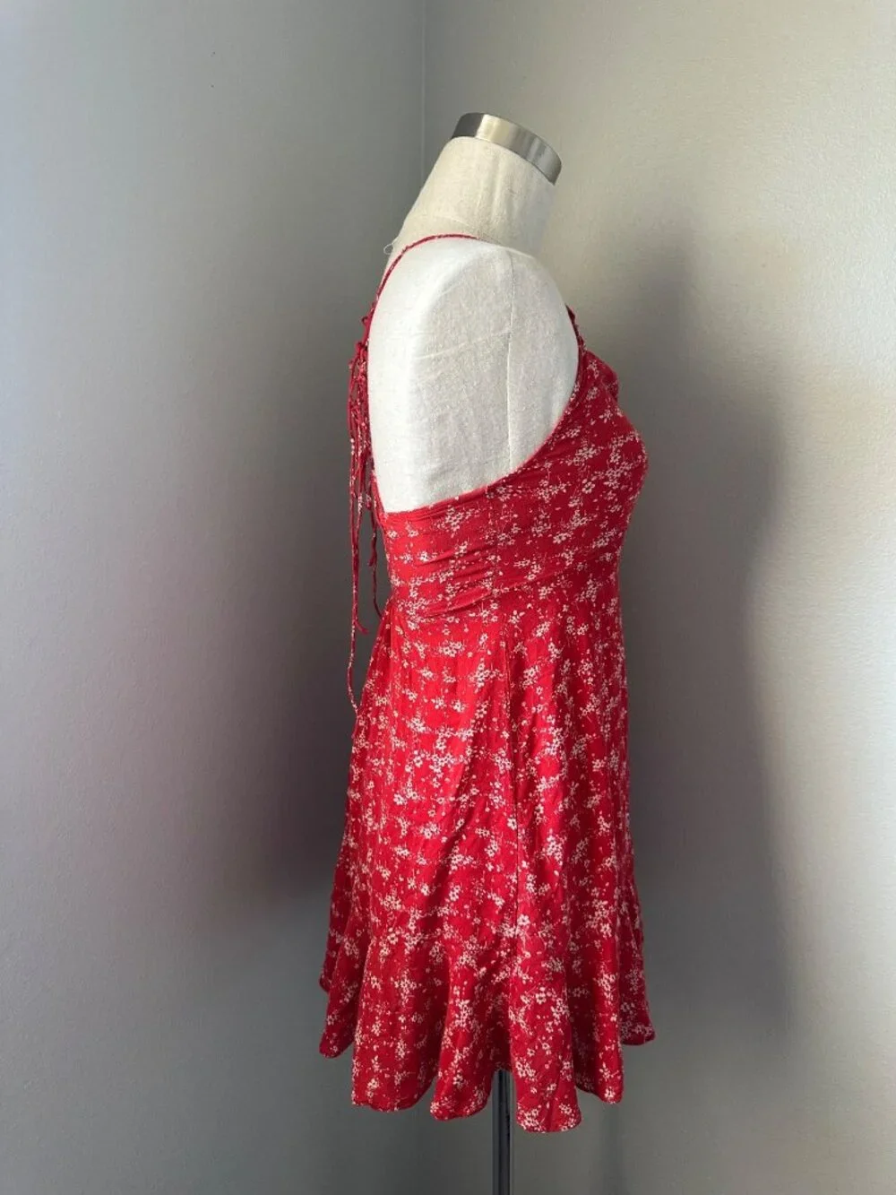 Free People Red Floral Print Halter Mini Dress Viscose Tie Back Lightweight XS
